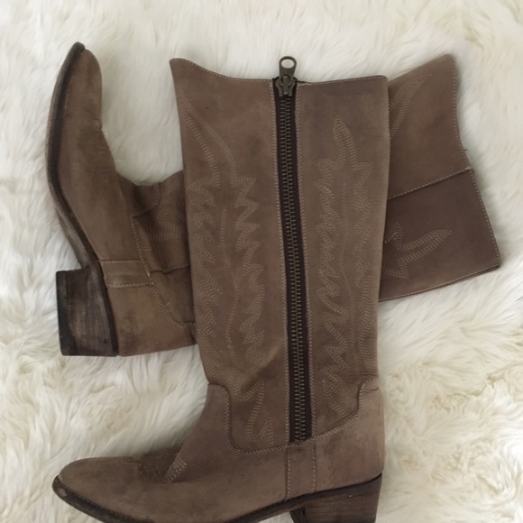 Steve Madden Graced Leather Boots - Picture 2 of 8